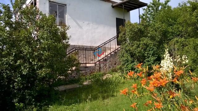 Дача на продажу в садовом товариществе Строитель (Строитель снт.), Позитивная улица, 56 фото №0