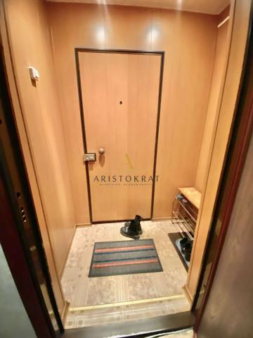 Квартира на продажу в Череповце, Наседкина улица, 23 фото №0