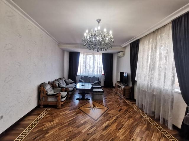 Квартира на продажу в Анапе, улица Кати Соловьяновой, 199 фото №1