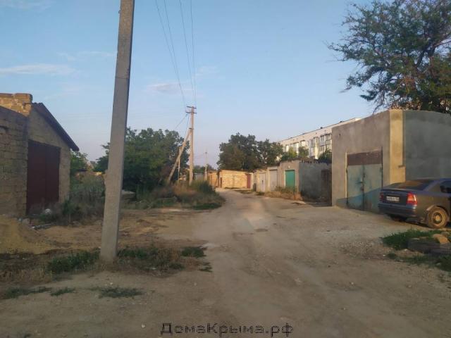 Гараж на продажу в Саках, Гайнутдинова ул. фото №3