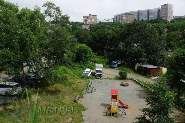 Квартира на продажу в Владивостке, Адмирала Юмашева ул, 30 фото №2