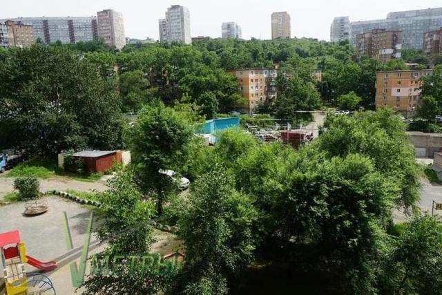 Квартира на продажу в Владивостке, Адмирала Юмашева ул, 30 фото №3