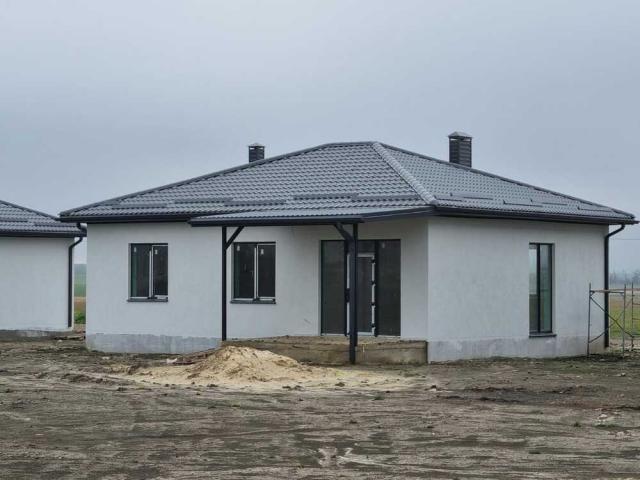Дом на продажу в Юровке фото №0