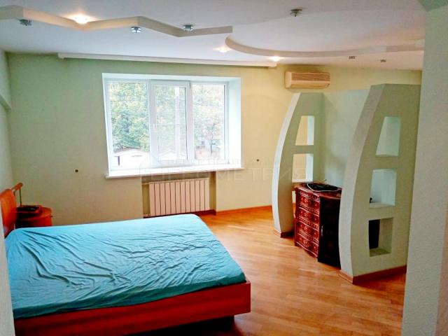Квартира на продажу по адресу Россия, Краснодарский край, городской округ Краснодар, Краснодар, улица Воровского, 180 фото №9
