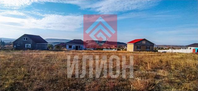 Участок на продажу в селе Приятное Свидание, Берёзовая улица, 6 фото №0