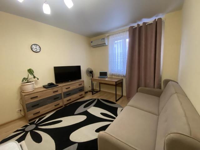 Квартира на продажу в Ростове-на-Дону, Стабильная улица, 11 фото №0