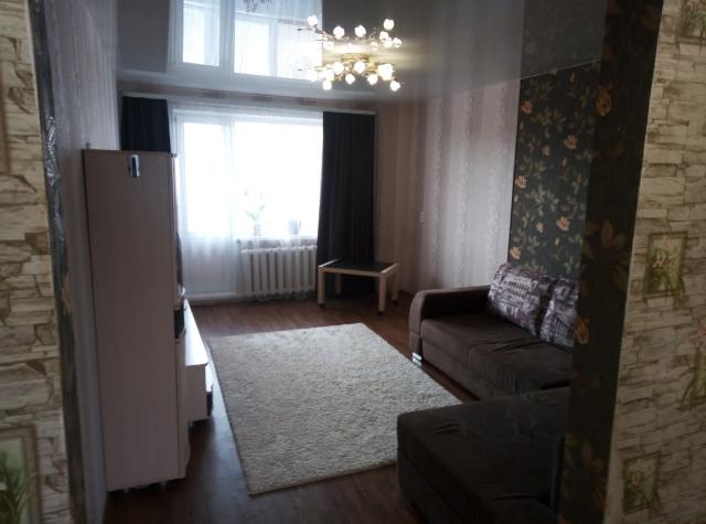 Квартира на продажу в Оханске, улица Винокурова, 30 фото №0