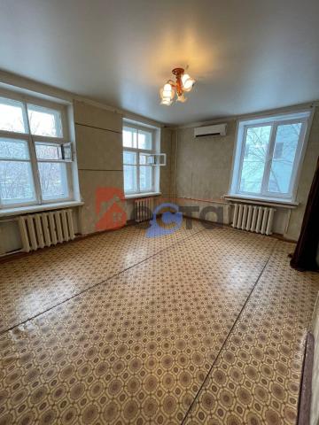 Квартира на продажу в Орске, улица Кутузова, 62 фото №0