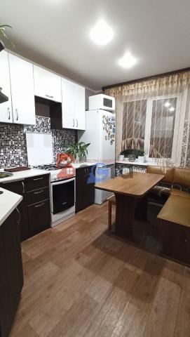 Квартира на продажу в Орске, улица Юлина, 16А фото №0