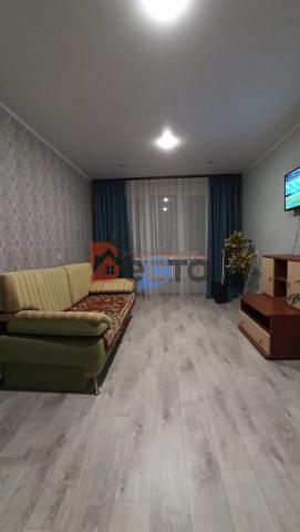 Квартира на продажу в Орске, улица Юлина, 16А фото №2