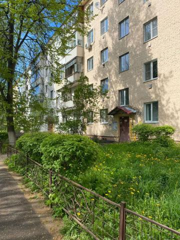 Квартира на продажу в Луховице, Воробьёва улица, 5 фото №1