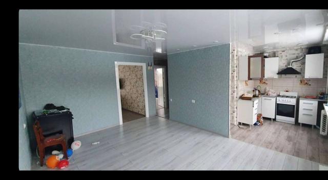 Квартира на продажу в Березниках, улица Мира, 37 фото №2