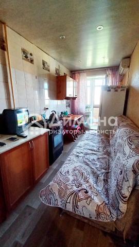 Квартира на продажу в Орске, улица Комарова, 1 фото №0
