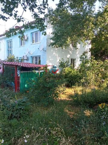 Квартира на продажу в хуторе Нижняя Гостагайка, Привокзальная улица, 1 фото №1