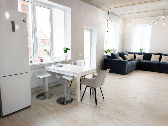 Дом на продажу в Строителе, Мичурина улица фото №0