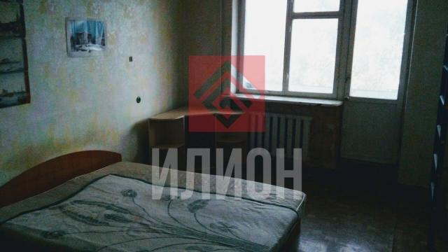 Квартира на продажу в Севастополе, улица Генерала Хрюкина, 3 фото №2