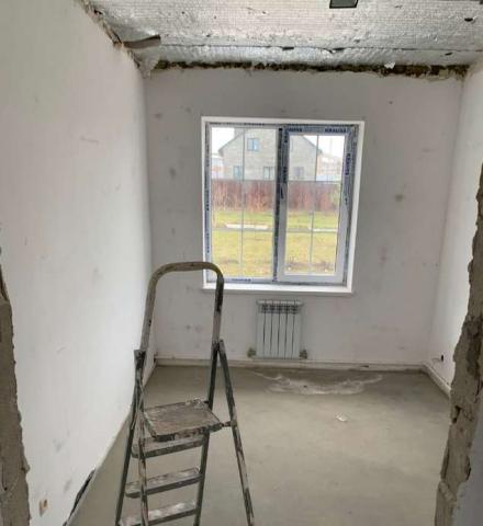 Дом на продажу в Строителе, Парковая улица фото №9