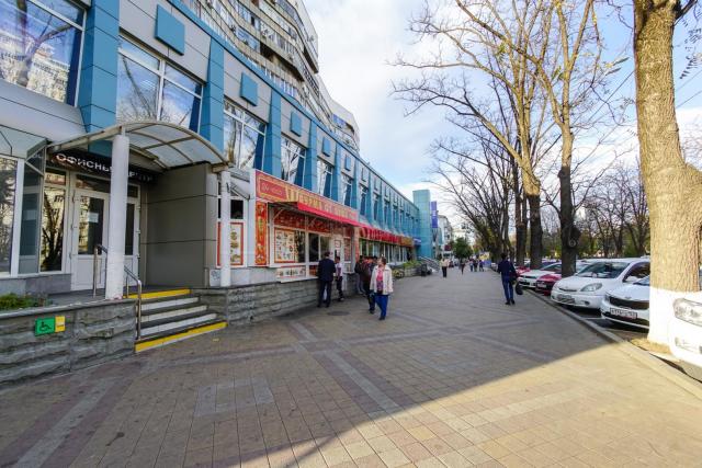 Офис на продажу по адресу Россия, Краснодарский край, городской округ Краснодар, Краснодар, Красная улица, 145/1 фото №3