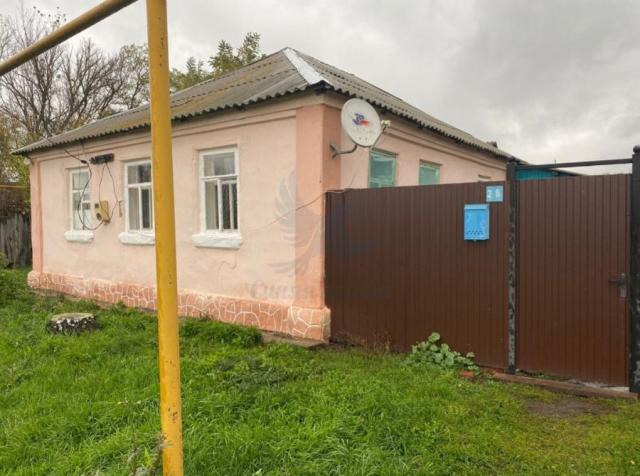 Дом на продажу в Острогожске фото №0