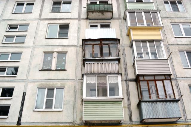 Квартира на продажу по адресу Россия, Калужская область, Боровский район, Балабаново, улица Дзержинского, 90 фото №1