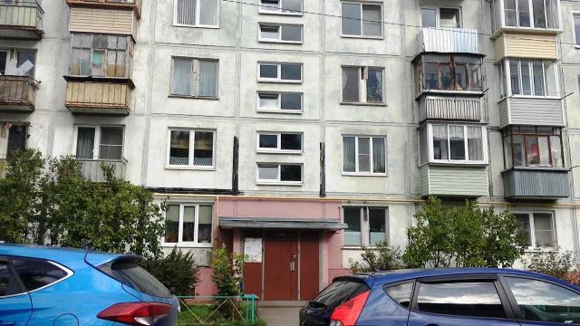 Квартира на продажу по адресу Россия, Калужская область, Боровский район, Балабаново, улица Дзержинского, 90 фото №2