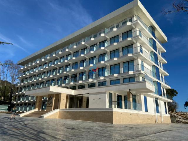 Квартира на продажу в Сочи, Лучезарная улица, 18/4 фото №0