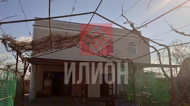 Дом на продажу в селе Орловка, Клубная улица, 27 фото №0