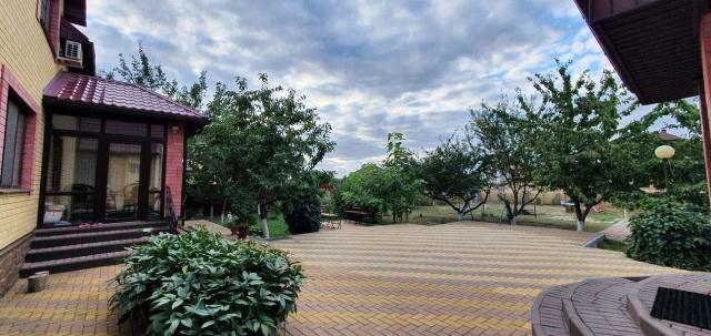 Дом на продажу в Строителе, Кутузова улица фото №1