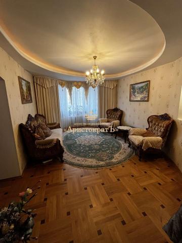 Квартира на продажу в Череповце, Победы проспект, 32 фото №3