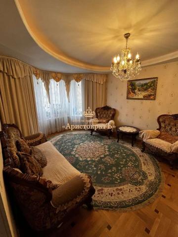 Квартира на продажу в Череповце, Победы проспект, 32 фото №4
