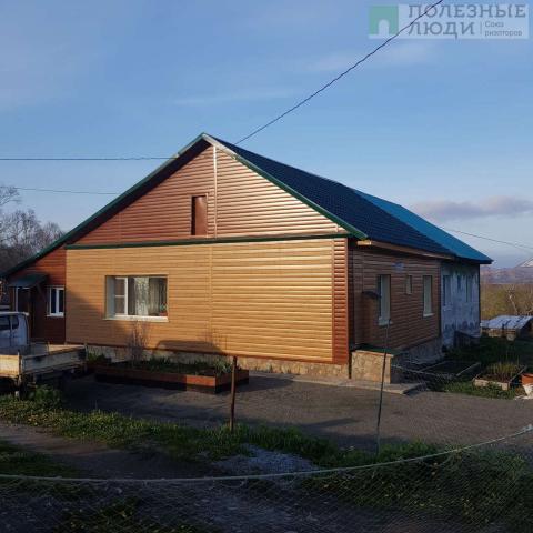 Часть дома на продажу в Елизово, Зеленая ул, 10 фото №1