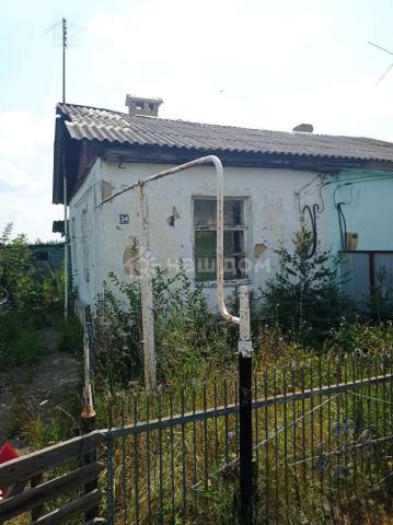 Часть дома на продажу в Лесках, Октябрьская улица, 34 фото №0