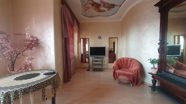 Квартира в аренду в Ростове-на-Дону, Газетный пер, 100 фото №0