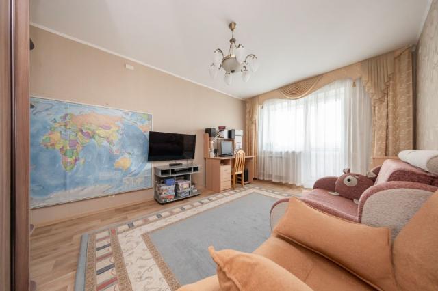 Квартира на продажу в Брянске, Горбатова ул, 10 фото №1