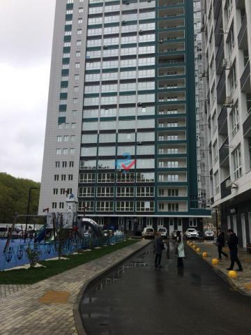 Квартира на продажу в Туапсе, улица Портовиков, 39 фото №2