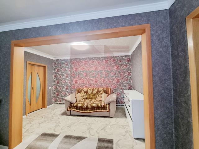 Дом на продажу в Таганроге, Акушерская улица, фото №1