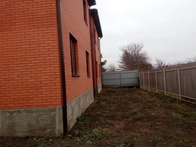 Дом с участком на продажу в Ростове-на-Дону, Лавровая фото №3