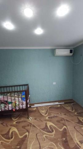 Квартира на продажу в Шахтах, пер. Шишкина, 183 фото №1