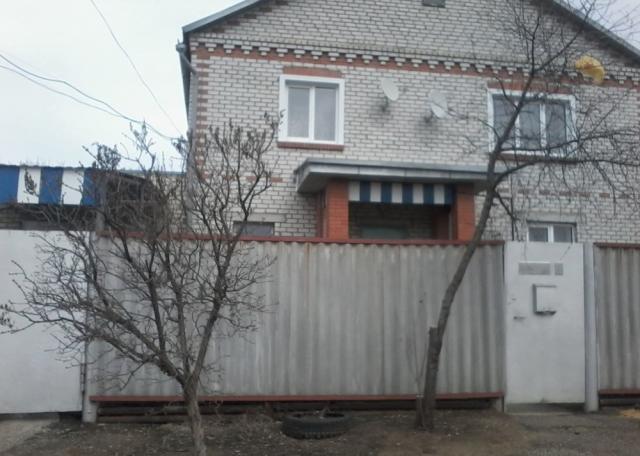 Дом на продажу по адресу Россия, Волгоградская область, Котовский район, Котово, ул. Медицинская, 3 фото №0
