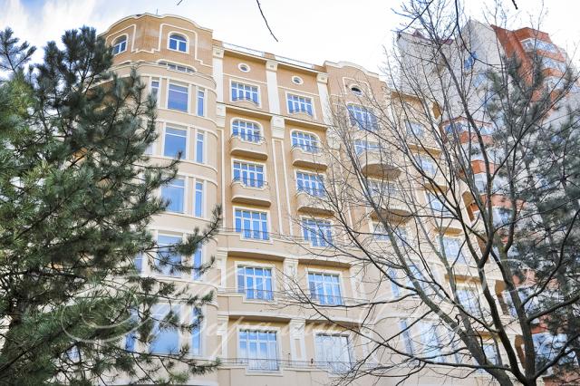Квартира на продажу в Ростове-на-Дону, Пушкинская, 144 фото №0