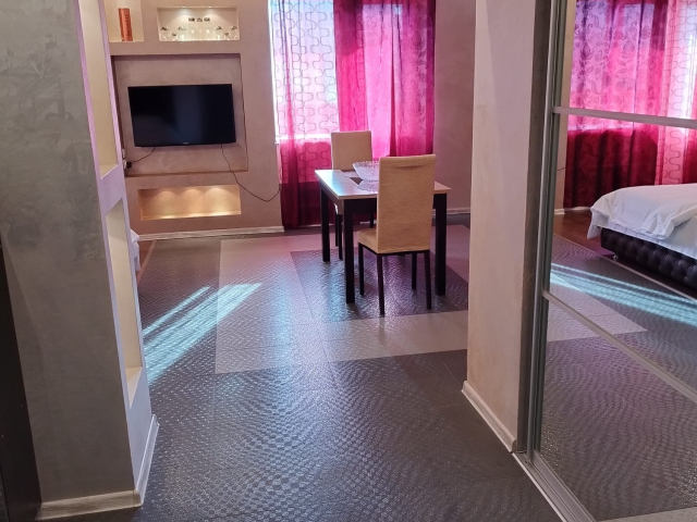 Роскошная квартира класса люкс с огромной шикарной кроватью и джакузи на 600л  фото №7