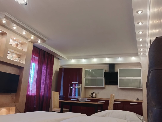 Роскошная квартира класса люкс с огромной шикарной кроватью и джакузи на 600л  фото №9