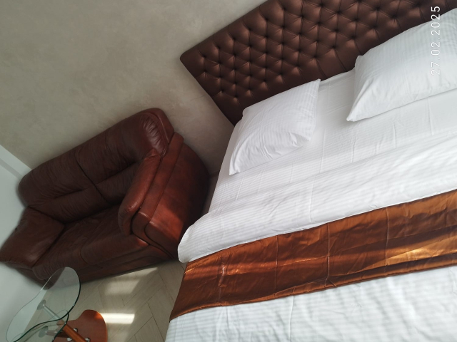 Шикарная однокомнатная квартира в новом доме в Самаре огромная джакузи фото №1