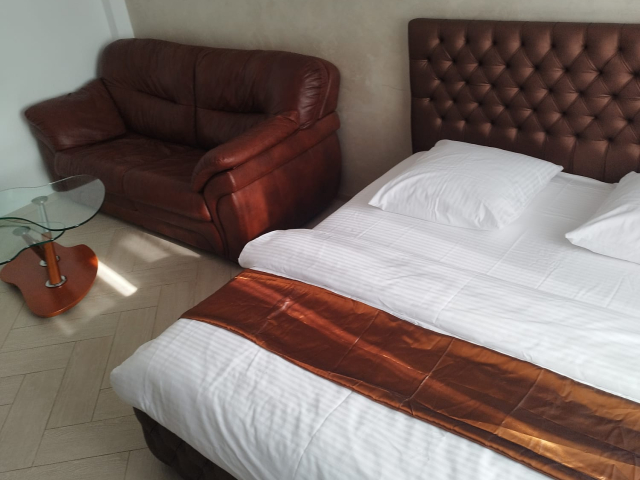 Шикарная однокомнатная квартира в новом доме в Самаре огромная джакузи фото №5