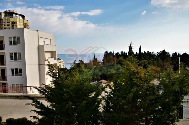 Квартира на продажу по адресу Россия, Республика Крым, Ялта, посёлок городского типа Парковое, Парковое шоссе, 12А фото №4