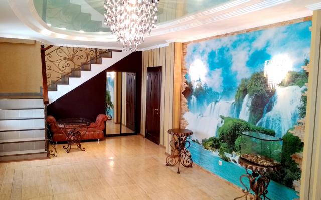 Дом на продажу по адресу Россия, Республика Крым, Бахчисарай, село Угловое, улица Ленина, 43 фото №1