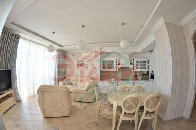 Квартира на продажу в Ялте, улица Щорса, 40 фото №0