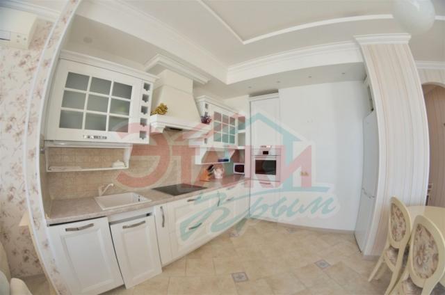 Квартира на продажу в Ялте, улица Щорса, 40 фото №1