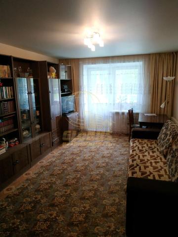 Квартира на продажу в Кирово-Чепецке, Юбилейная улица, 21 фото №0