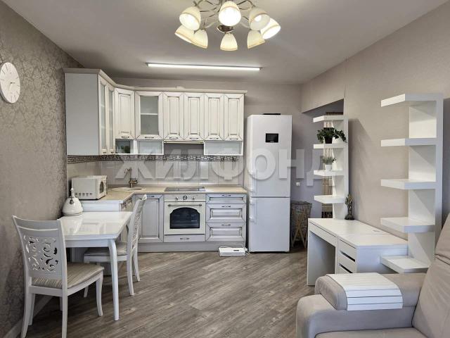 Квартира на продажу в Иркутске, Байкальская улица, 301 фото №0